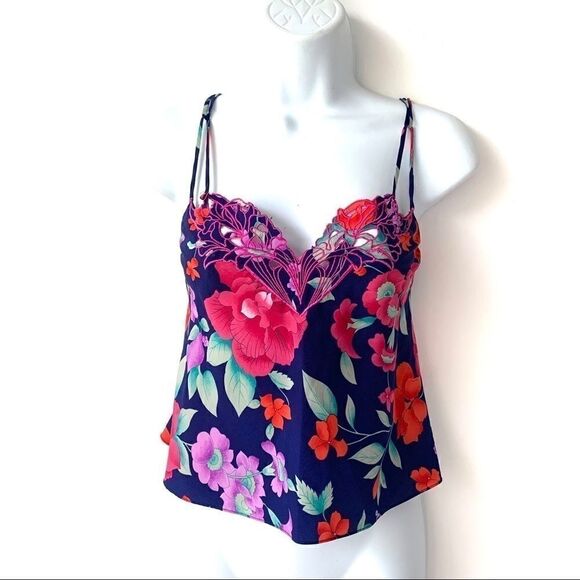 VICTORIAS SECRET VINTAGE FLORAL EMBROIDERED TOP - Picture 1 of 6